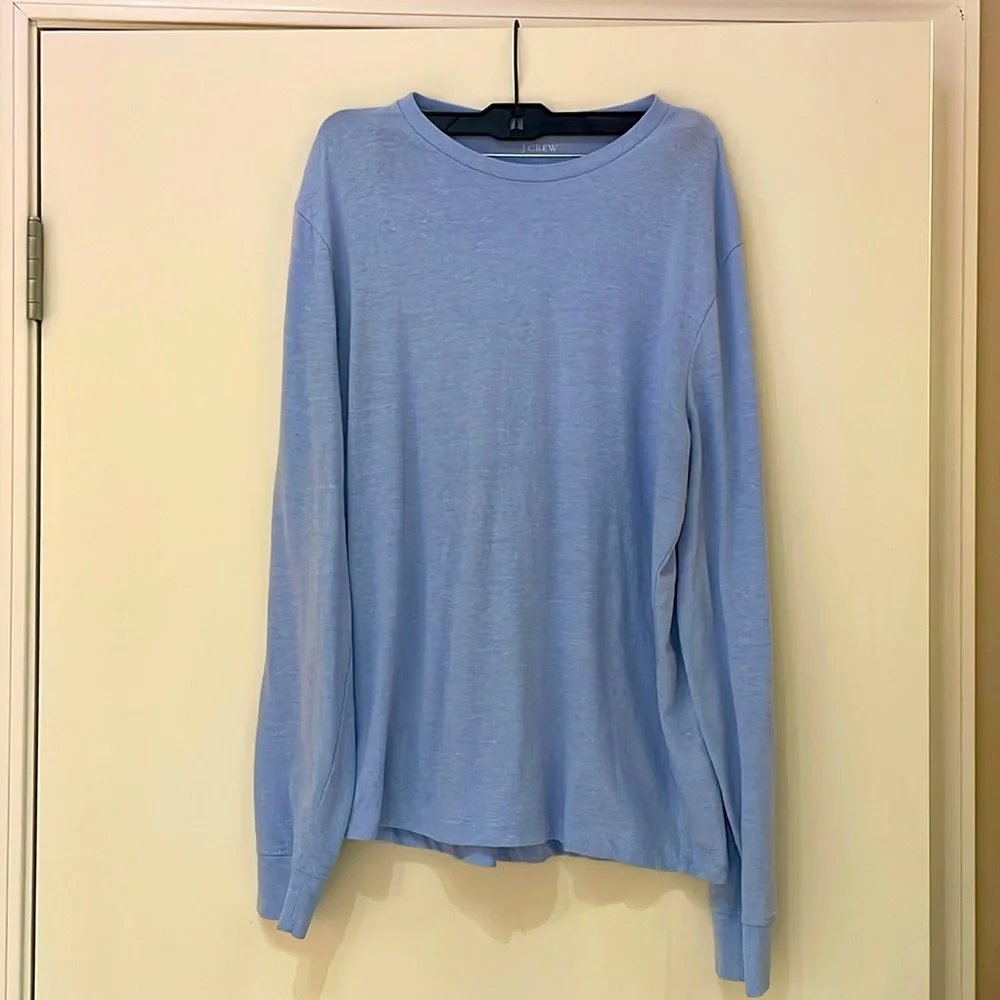EUC, m, J. Crew, long sleeve tee,‎ light blue